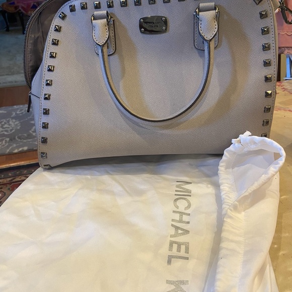 Michael kors genuine bag in an excellent condition - Picture 4 of 9